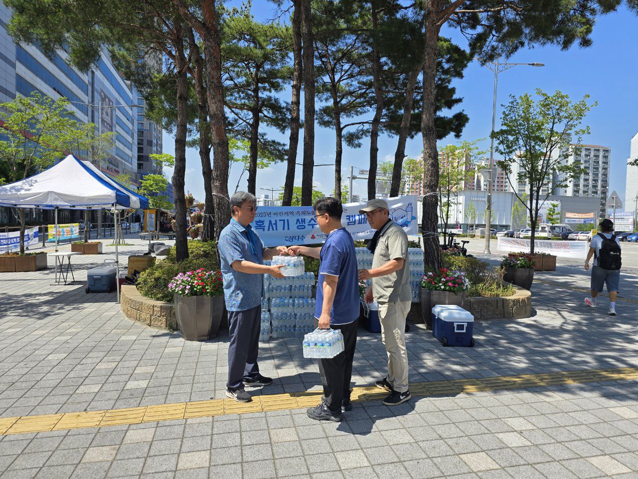 생수나눔3.jpg
